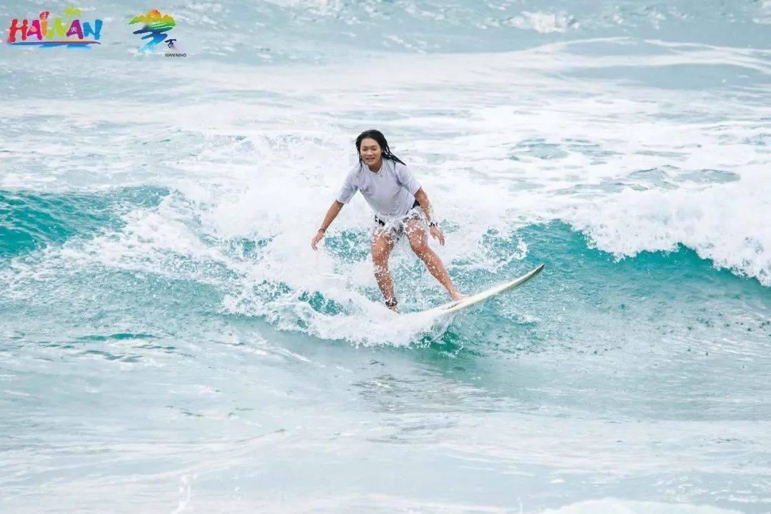 夏日感满满的碎花裙超级适合夏日游玩穿,这样的一件裙子你拥有了吗?- 你的问题,我来答